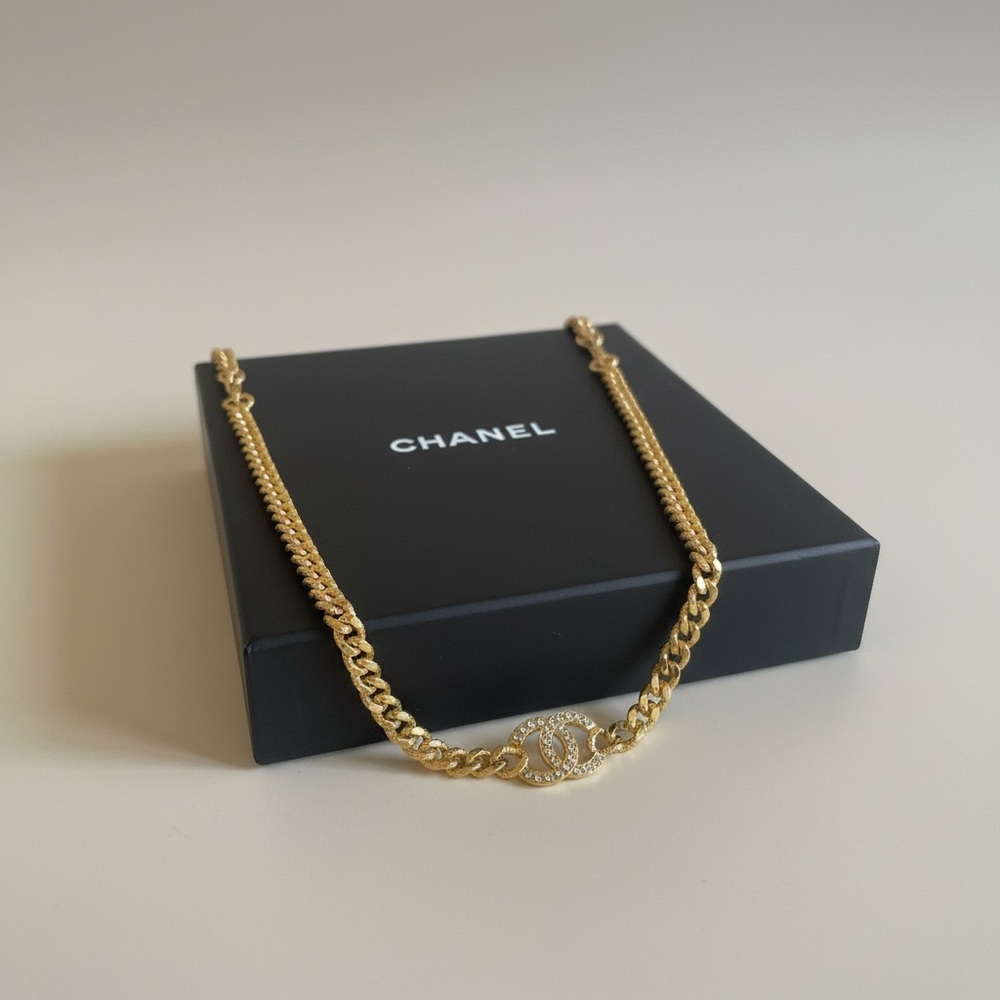 CHANEL Gold CC Chain Choker Necklace OS Crystal Logo Made in France - Picture 10 of 10